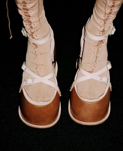 sofía on Twitter: "wooden platform shoes and lace up socks at acne studios ss22… " Fallen Angels 1995, Faerie Core, Acne Studios Shoes, 2018 Shoes, Fashion Inspo 2023, Arch Sketch, Close To Me, Season Of The Witch, Female Style