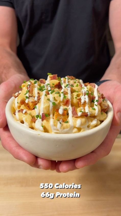 Nikita Fair on Reels | Nikita Fair Recipes, Bacon Ranch Mac And Cheese, Nikita Fair, Ranch Mac And Cheese, Buffalo Chicken Mac And Cheese, Chicken Mac And Cheese, Honey Sriracha Chicken, Easy Meals For College Students, Weight Watchers Chicken Recipes