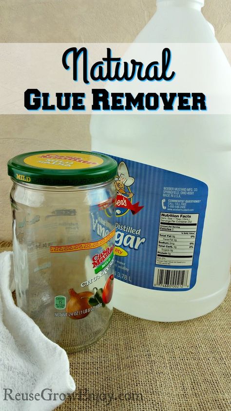 Have you removed a sticker and now have left behind glue? Give this Natural Glue Remover a try! http://reusegrowenjoy.com/natural-glue-remover/ Curtain Tips, Tablet Recipe, Fresh Bathroom, Homemade Toilet Cleaner, Clean Baking Pans, Deep Cleaning Hacks, How To Remove Glue, Cleaning Painted Walls, Deep Cleaning Tips