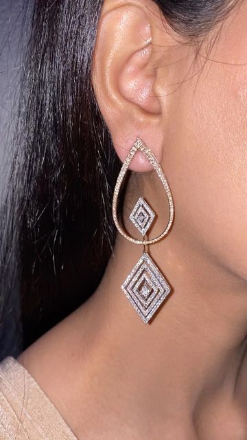 Funky Shirts, Long Earring, Indian Food Recipes Vegetarian, Recipes Vegetarian, Gold Jewelry Fashion, Indian Food, Long Earrings, Diamond Earrings, Gold Jewelry