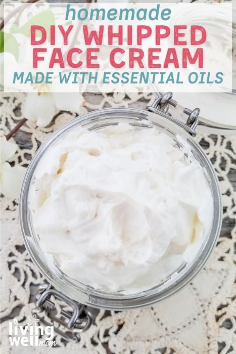 Homemade Face Cream Recipes, Whipped Face Cream, Face Cream Diy, Homemade Lotion Recipe, Dry Skin Diy, Face Cream Recipe, Diy Face Cream, Diy Face Moisturizer, Diy Moisturizer