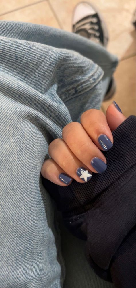 Press On Nails With Glue, Pink Press On Nails, Nails Medium Length, Navy Nails, Navy Blue Nails, Diy Star, Simple Gel Nails, Summery Nails, Nails Medium