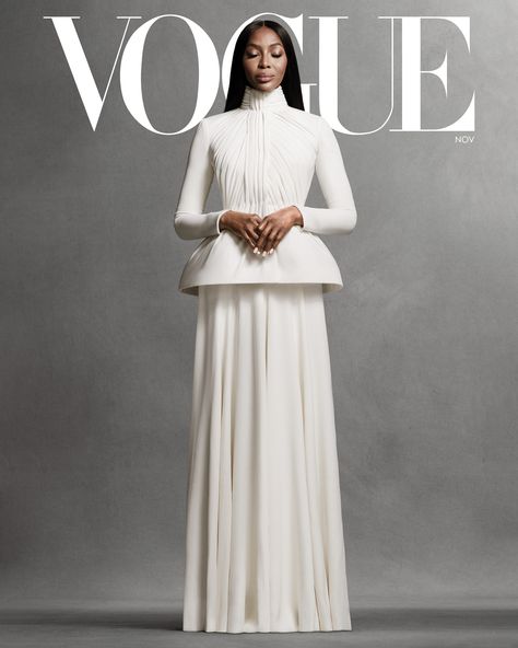 Vogue Vintage Covers, Iconic Vogue Covers, Magazine Cover Photoshoot, Cover Vogue, Vogue Magazine Cover, Vogue Magazine Covers, Magazine Vogue, Fashion Magazine Cover, Vogue Beauty