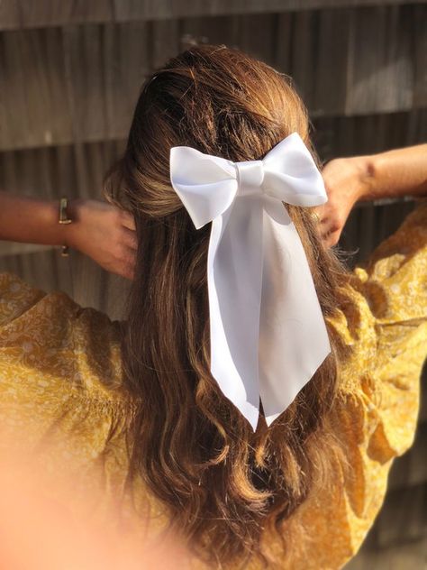 Softball Hair Braids, Ribbon In Hair, White Hair Bow, Satin Hair Bow, Velvet Hair Bow, Messy Bun With Braid, White Hair Bows, Wedding Braids, Braided Updo Wedding