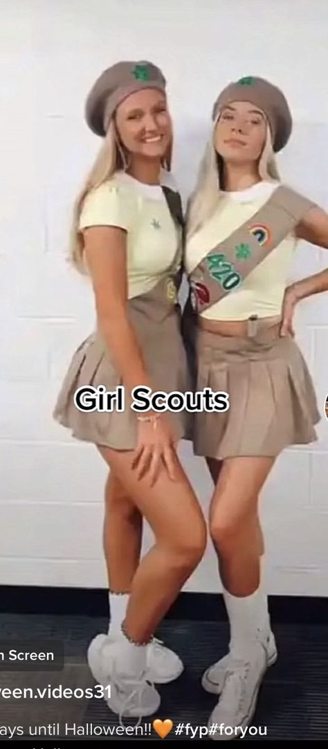 Girl Scout Halloween Costume College, Girl Scouts Costume, Girl Scout Halloween Costume, Cookie Halloween Costume, Girl Scout Costume, Spirit Weeks, Halloween 23, Halloween Costumes College Girls, College Halloween