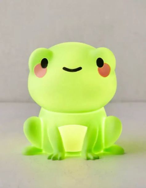 SMOKO Frankie Frog Light - GREEN | Tillys Cute Frog Stuff, Frog Products, Kawaii Wall Decor, Frog Bedroom, Frog Decorations, Frog Bathroom, London Room, Frog Nursery, Light Green Bedrooms