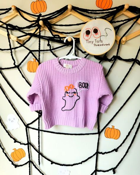 Dress your little love in our Spooky Cute Boo sweater! 👻 Link in bio for 10% off during Online Market week ✨️ Halloween Sweaters, Statement Sweater, Boo Design, Embroidered Halloween, Personalized Sweater, Pull Bebe, Halloween Sweater, Fall Sweater, Sweater Making