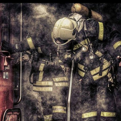 Firefighter Brotherhood, Fire Man, Firefighter Family, Firefighter Paramedic, Firefighter Love, Firefighter Apparel, Fire Fighters, Motivational Pictures, House Fire