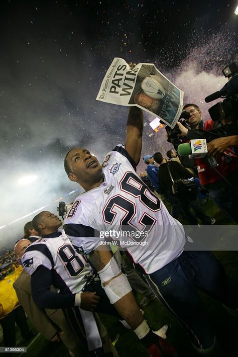 Super Bowl XXXIX, New England Patriots Corey Dillon victorious... News Photo - Getty Images Boston Sports, Digital Asset Management, Jacksonville Fl, Philadelphia Eagles, New England Patriots, Super Bowl, Eagles, New England, Newspaper