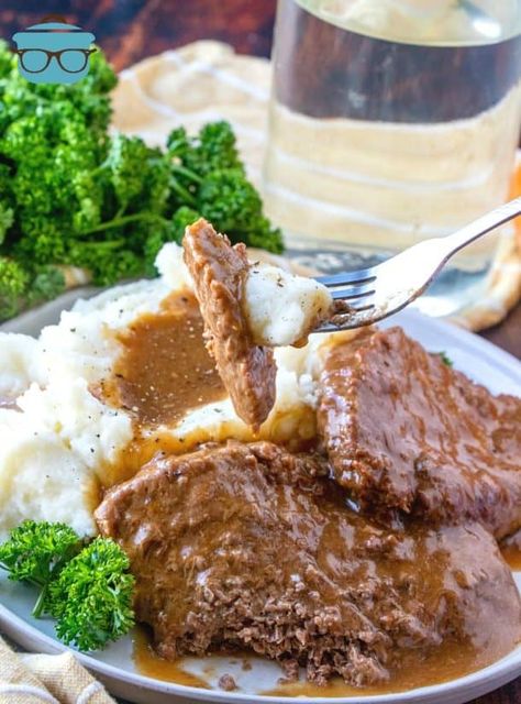 This Instant Pot Cubed Steak and Gravy comes out so tender thanks to the quick work of the pressure cooker and it makes its own gravy! Instapot Cube Steak And Brown Gravy, Instant Pot Cubed Steak And Gravy, Steak In Instant Pot, Crock Pot Cubed Steak Recipes, Cubed Steak And Gravy, Cube Steak Crock Pot Recipes, Cube Steak And Gravy, Steak And Gravy, Crockpot Cube Steak