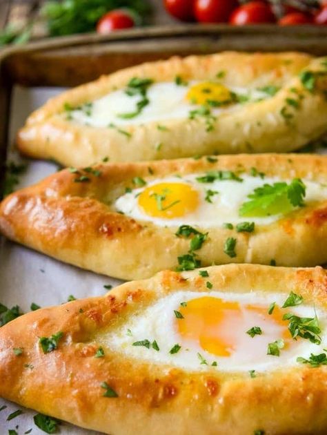 Khachapuri (Georgian Flatbread) Khachapuri Recipe, Georgian Food, Pan Relleno, Cheese Bread, Russian Recipes, Cooking Dinner, Flatbread, Fondue, Breakfast Brunch