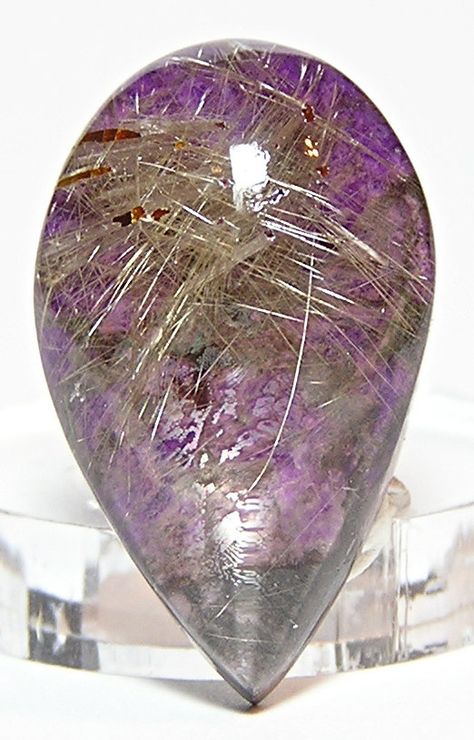 Rutilated Quartz on Sugilite Minerals Crystals Rocks, Toyota Car, Holy Moly, Crystal Magic, Beautiful Rocks, Mineral Stone, Minerals And Gemstones, Rocks And Gems, Gem Stones