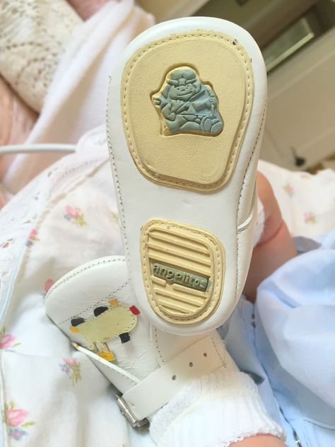 Vintage Italian leather crib shoes. Dolly Dresses, Dolly Dress, Vintage Baby Clothes, Crib Shoes, Baby Boutique, Prince And Princess, Vintage Italian, Aphrodite, Vintage Baby