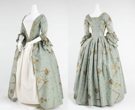 Robe à l'Anglaise (Front and rear views), 1770–75, British, silk, metal. The robes à l'anglaise are renowned for the beauty of their textiles and the meticulous fit of their bodice back. Brooklyn Museum Costume Collection at The Metropolitan Museum of Art 1770s Fashion, 18th Century Dresses, 1700 Fashion, 18th Century Women, Fashion Timeline, 18th Century Dress, Rococo Fashion, 18th Century Costume, 18th Century Clothing