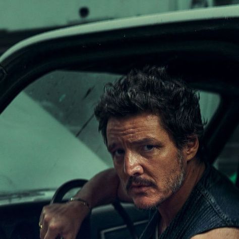 Esquire on Instagram: "Whereas many actors his age may credit their homelife with keeping them grounded, Pedro Pascal does not have kids or even a steady home of his own these days. There’s an apartment in L.A. that has sat empty while he’s been working on sets in locations like Canada, Europe, and Pittsburgh. “I had a moment of thinking, ‘You’re in your forties and you don’t own a home? Grow up.’ But I’m relinquishing expectations around what it is to be middle-aged and what it means to be full Pedro Pascal Narcos, Norman Jean Roy, Not Having Kids, Latino Men, Actors Male, April May, May 2023, Pedro Pascal, Hottest Celebrities