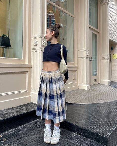 Outfits To Try, Maxi Skirt Outfits, Skirt Trends, Style Aesthetic, Hailey Bieber, It Girl, Spring Summer Outfits, Fashion Killa, New Yorker