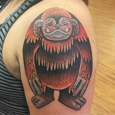 Ludo Tattoo, Labyrinth Tattoo, Lucky Cat Tattoo, Piercing Ideas, School Tattoo, Lucky Cat, Old School Tattoo, Cat Tattoo, Labyrinth