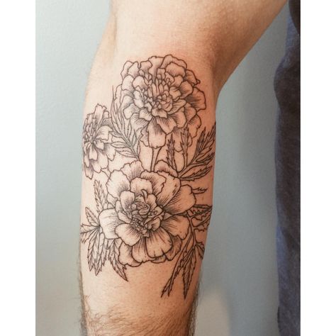 Marigold Shoulder Tattoo, Black And White Marigold Tattoo, Marigold Tattoo Black And White, Marigolds Tattoo, Marigold Tattoo Design, Marigold Flower Tattoo, Coverup Ideas, Marigold Tattoo, 2024 Tattoo