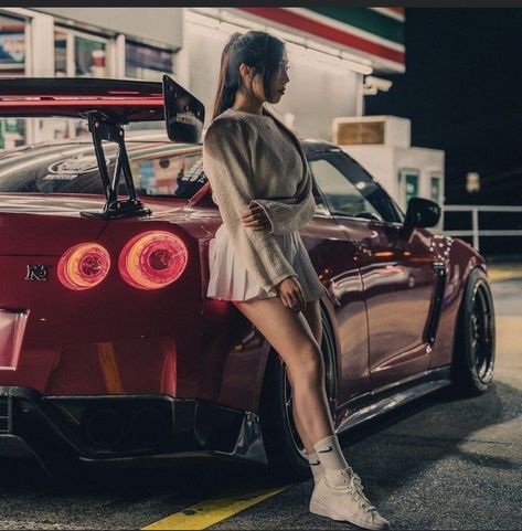 Jdm Girls, Gtr Nissan, London Photoshoot, Luxury Cars Audi, Car Poses, Best Jdm Cars, Nissan Skyline Gtr, Cool Car Pictures, Street Racing Cars