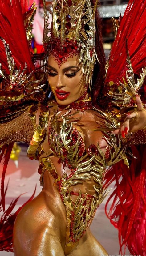 Brazil Carnival Women, Brazil Carnival Costume, Burning Man Sculpture, Rio Carnival Costumes, Brazilian Carnival Costumes, Carribean Carnival Costumes, Carnival Women, Carnaval Outfit, Brazilian Carnival