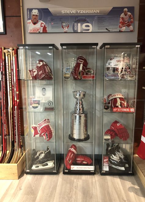 Hockey Locker Room, School Trophy, Hockey Locker, Heated Rivalry, Gol Gts, Hockey Crafts, Steve Yzerman, Display Room, Hockey Room