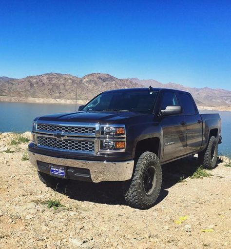 Silverado with Method wheels 2008 Chevy Silverado 2500 Hd, 2015 Chevy Silverado 1500, Silverado Wheels, Method Wheels, Chevrolet 2015, 2008 Chevy Silverado, 2014 Chevy Silverado, Desert Truck, 2015 Silverado