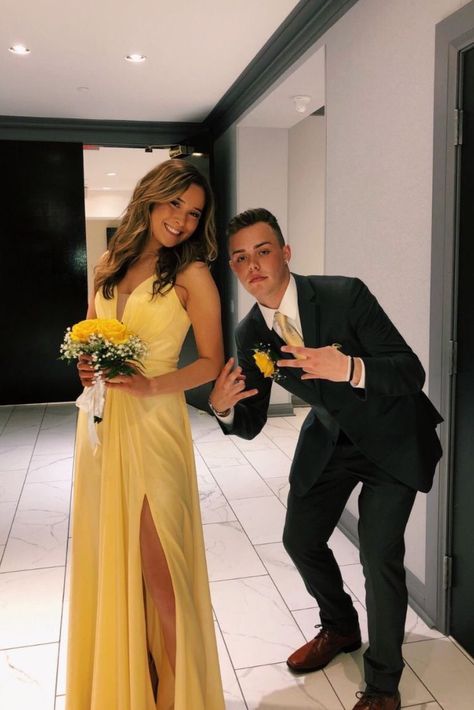 Yellow Prom Dress Long, Yellow Evening Gown, Prom Photoshoot, Prom Couples, Prom Dress With Slit, Prom Poses, Prom Dresses Yellow, Gowns Prom, Cute Prom Dresses