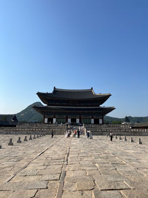 Gyeongbokgung Palace, a cultural landmark in Seoul, south korea Gyeongbokgung Palace Aesthetic, Korean Palace, Dae Jang Geum, Gyeongbokgung Palace, Wallpaper Cantik, Korea Travel, Dream House Rooms, Seoul South Korea, Peach Blossoms