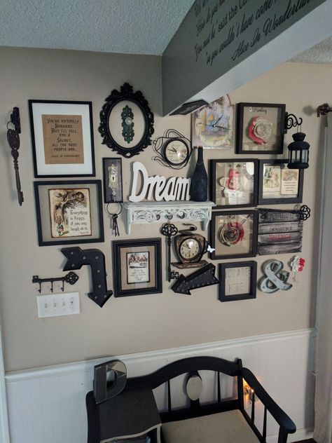 Alice in Wonderland gallery wall. Wonderland Inspired Room, Subtle Alice In Wonderland Decor, Alice In Wonderland Bedroom Ideas Diy, Alice In Wonderland Wall Decor, Alice In Wonderland Living Room, Alice In Wonderland Office, Alice In Wonderland Interior, Alice In Wonderland Interior Design, Alice In Wonderland Bedroom Ideas