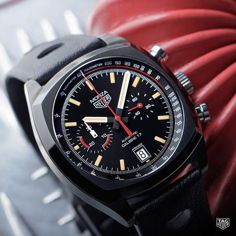 The #red detailing found on the chronograph hand, counters and pulsometer scale… Black Objects, Timeless Watches, Tag Heuer Watch, Dream Watches, Vintage Mens Fashion, Best Watches For Men, Watch Winder, Chronograph Watch Men, Fine Watches