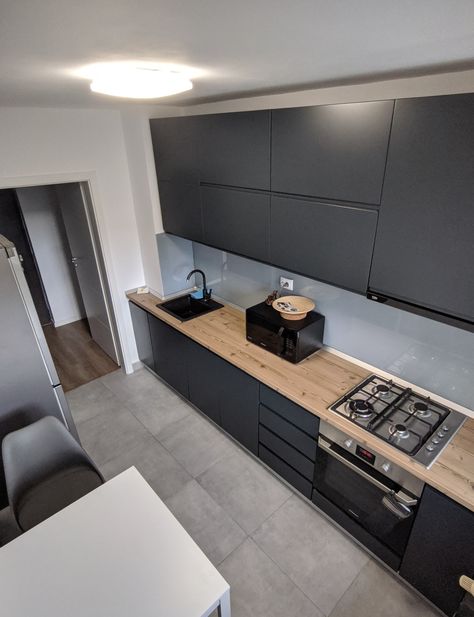 Dark Grey Kitchen Wooden Worktop, Gray Kitchen Wood Countertop, Dark Kitchen Wooden Worktop, Antracit Wooden Kitchen, Grey Kitchen Wood Countertop, Grey Kitchen Cabinets Wood Countertop, Small Dark Grey Kitchen, Grey Kitchen Wood Worktop, Wood Effect Kitchen Worktops