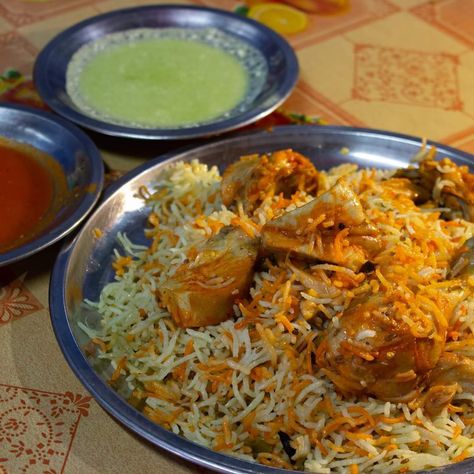 All about taste Homemade Biryani, Girly Poses, Chicken Biryani Recipe, Recipe Indian, Chicken Biryani, Biryani Recipe, Biryani, Indian Food, Soul Food