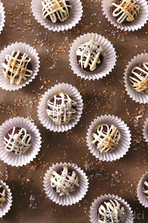 There is nothing more tasty than a truffle... here are 17 insanely delicious truffles we can all sink our teeth into. Rum Desserts, Rum Chata, Rum Truffles, Japanese Dessert Recipes, Chai Spices, Cranberry Orange Muffins, Orange Muffins, Gold Sprinkles, Candy Truffles