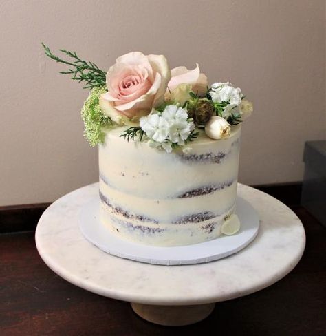 Floral Market, Wedding Cake Tops, Small Wedding Cakes, Fresh Flower Cake, Flowers And Greenery, Elegant Cakes, Tiered Wedding Cake, Floral Cake