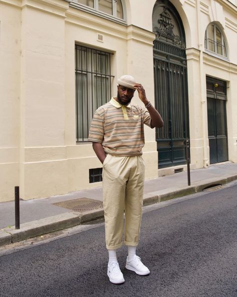 Chinos Men Outfit, Spiritual Fashion, Black Men Street Fashion, Streetwear Essentials, Casual Trends, Outfits Hombre, Men Street Fashion, Le Male, Mens Spring Fashion