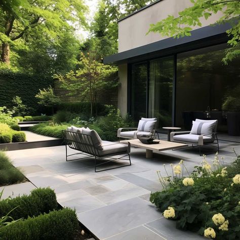 3+ Garden Slabs Ideas to Add Elegance and Functionality to Your Outdoor Area • 333+ Images • [ArtFacade] Modern Terrace, Garden Rooms Outdoor, No Grass Garden Ideas, Large Garden Ideas, Garden Slabs, Yard Remodel, Contemporary Patio, Back Garden Design, Contemporary Garden