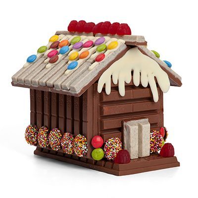 Kit Kat Christmas House, Kit Kat House, Kit Kat Gingerbread House, Kit Kat House Gingerbread, Kitkat Gingerbread House, Kitkat House, Nestle Milk, Christmas Competition, Christmas Competitions