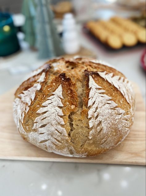 Scoring art, sourdough, sourdough bread, Christmas tree art, sourdough score, bread lame, bread art Sourdough Score, Sourdough Christmas, Christmas Tree Homemade, Scoring Patterns, Dough Scoring, Bread Scoring Patterns, Christmas Bread Recipes, Bread Scoring, Sourdough Starter Discard Recipe