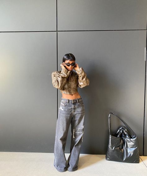 Elisa Johnson Style, Elisa Johnson, Nyc Fits, Ootd Women, Earthy Outfits, The Jacksons, Fashion Aesthetics, Game Dresses, April 7