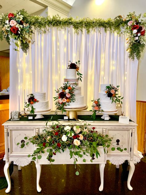 Teresa Lynn Cakes LLC designed these matching wedding cakes to feed a crowd Three Cake Wedding Display, Wedding Cake Buffet, Multiple Wedding Cakes, Cake Buffet, Wedding Display, Feed A Crowd, Buffet Display, Wedding 2024, Feeding A Crowd