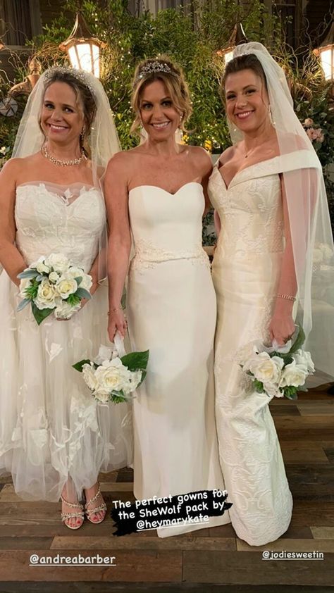 Cameron Bure, Fuller House, Candace Cameron, Candace Cameron Bure, The Album, Sheath Wedding Dress, I Love It, My Heart, Love It