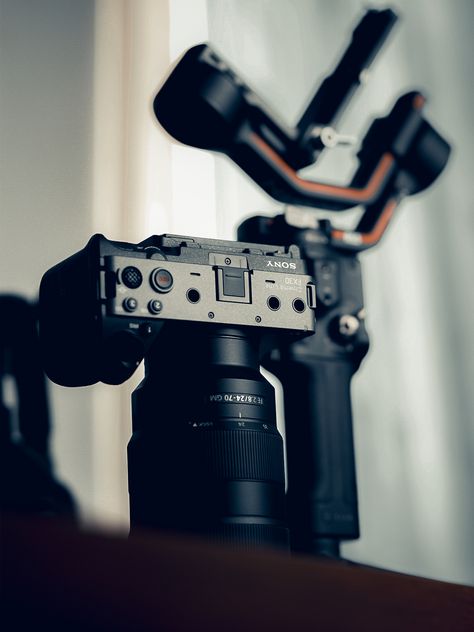 Sony Fx3 Wallpaper, Sony Fx30 Rig, Videographer Branding, Sony Fx30, Ronin Camera, Photography Gear Accessories, Sony Fx3, Youtube Setup, Filmmaking Inspiration