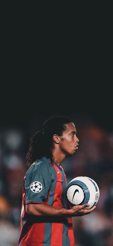 Ronaldinho Wallpapers Legends, Ronaldhino Wallpaper, Ronaldinho 4k, Football Wallpaper 4k Ultra Hd, Ronaldinho Wallpapers 4k, Barcelona Legends, Ronaldinho Wallpapers, Football Ads, Football Players Photos