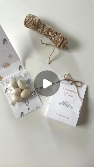 Iris Creations Lab on Instagram: "Questo grazioso sacchetto l’abbiamo soprannominato “porta dolcezze”, può essere arricchito con i classici confetti o con golose caramelle. ☁️ Vuoi saperne di più? Scrivici in privato 🤍  #eventplanning #eventplanningideas #handmadewithlove" Confetti, Instagram