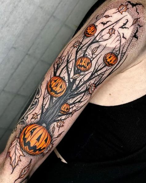 101 Best Pumpkin Tattoo Ideas You Have To See To Believe! - Outsons Tattoo Sleeve Themes, Cute Halloween Tattoos, Halloween Tattoos Sleeve, Lantern Tattoo, Pumpkin Tattoo, Autumn Tattoo, Tattoos Sleeve, Theme Tattoo, 4 Tattoo