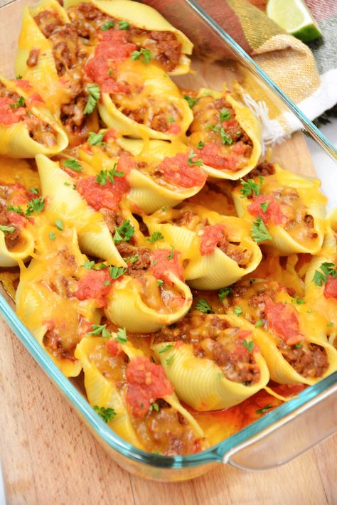 Taco Stuffed Shells Recipe, Taco Shell Recipe, Ground Beef Taco Seasoning, Beef Enchilada, Stuffed Pasta, Ground Beef Pasta, Shells Recipe, Enchilada Recipe, Best Chili Recipe