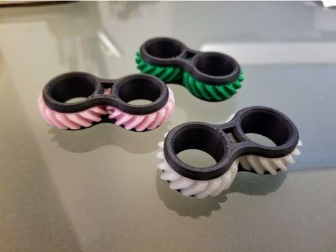 This is a remix of spingoogL's Small Helical Gear Fidget Toy that is identical except for that it fuses the components of the housing so no gluin Fidget Toys 3d Printer, 3d Printed Fidget Toy, 3d Print Fidget, 3d Printing Toys, 3d Tiskárna, Keychain Multitool, Useful 3d Prints, Hand Fidgets, Business Card Displays