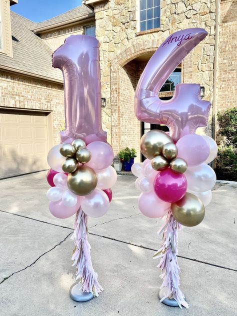 Balooms Decoration Birthday, Party City Balloon Bouquet, 15 Balloon Bouquet, Balloon Tower Ideas, Number Balloons Decoration, Number Balloon Bouquet, Balloon Bouquet Ideas, Party Balloons Diy, Balloon Tower