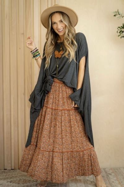 Chic Boho Clothing Sale Items - Great Prices! | Three Bird Nest Ruffled Denim Jacket, Estilo Hippie Chic, Maxi Floral Dress, Three Bird Nest, Estilo Hippie, Boho Style Outfits, Printed Maxi Skirts, Lace Slip, Hippie Outfits