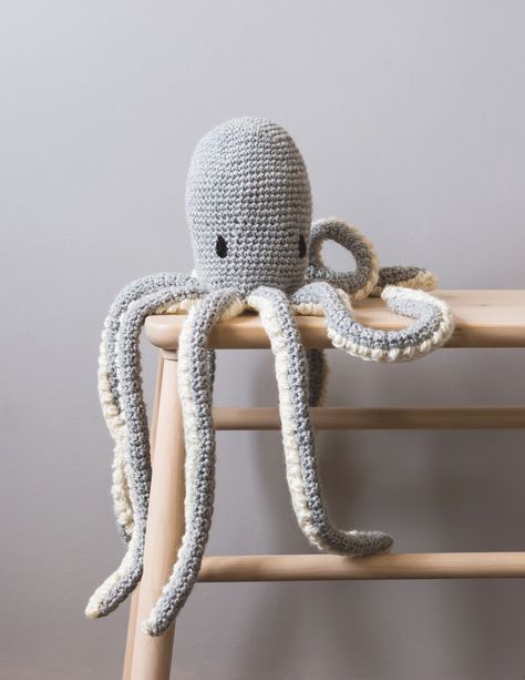 Crochet Reversible Octopus, Octopus Knitting Pattern, Octopus Crochet Pattern Free, Octopus Knitting, Crochet Reversible, Octopus Pillow, Reversible Octopus, Octopus Pattern, Octopus Crochet Pattern